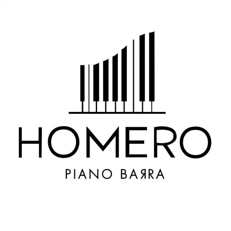 PIANISTAS 2, BARRA CUADRILATERO 1, PUBLICO CANTANTE., MUCHO.