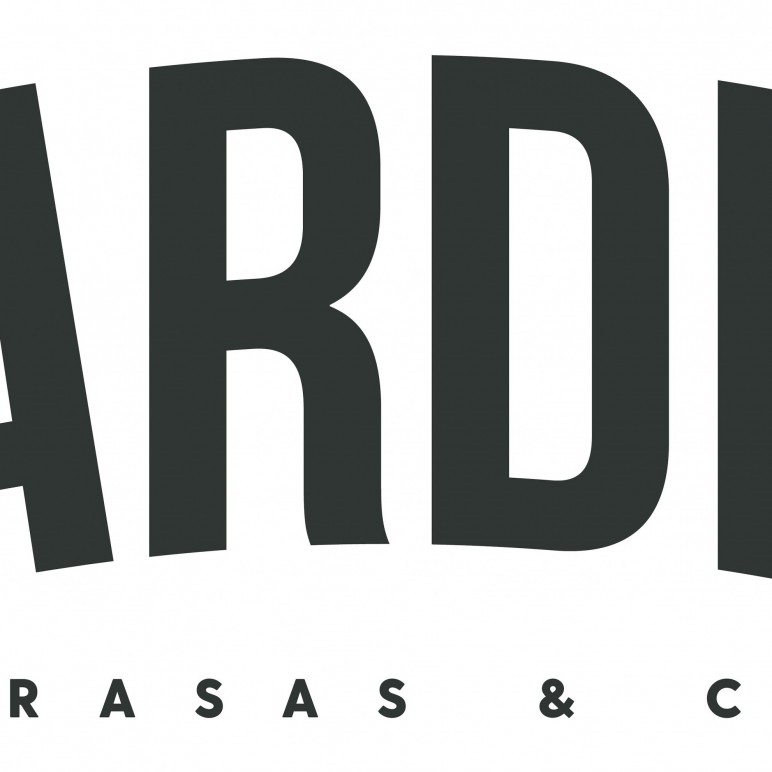 ARDE, PARRILLA CON CORAZÓN DE BODEGON EN VILLA URQUIZA.